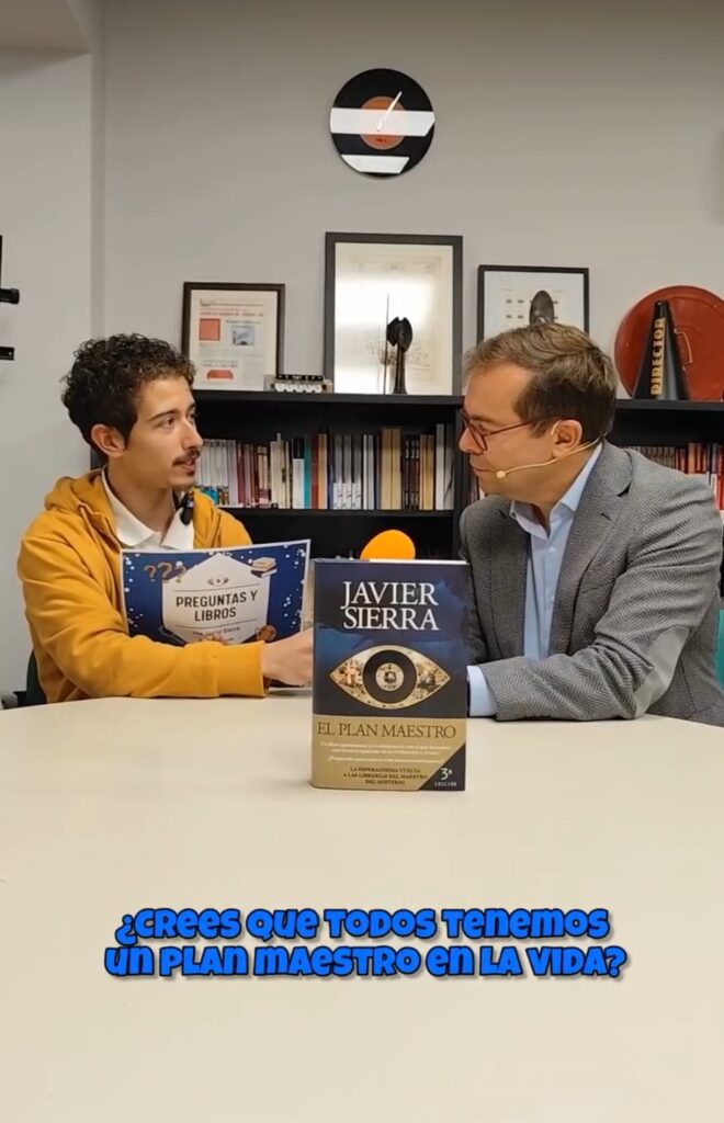 Lee más sobre el artículo Preguntas y libros -Javier Sierra