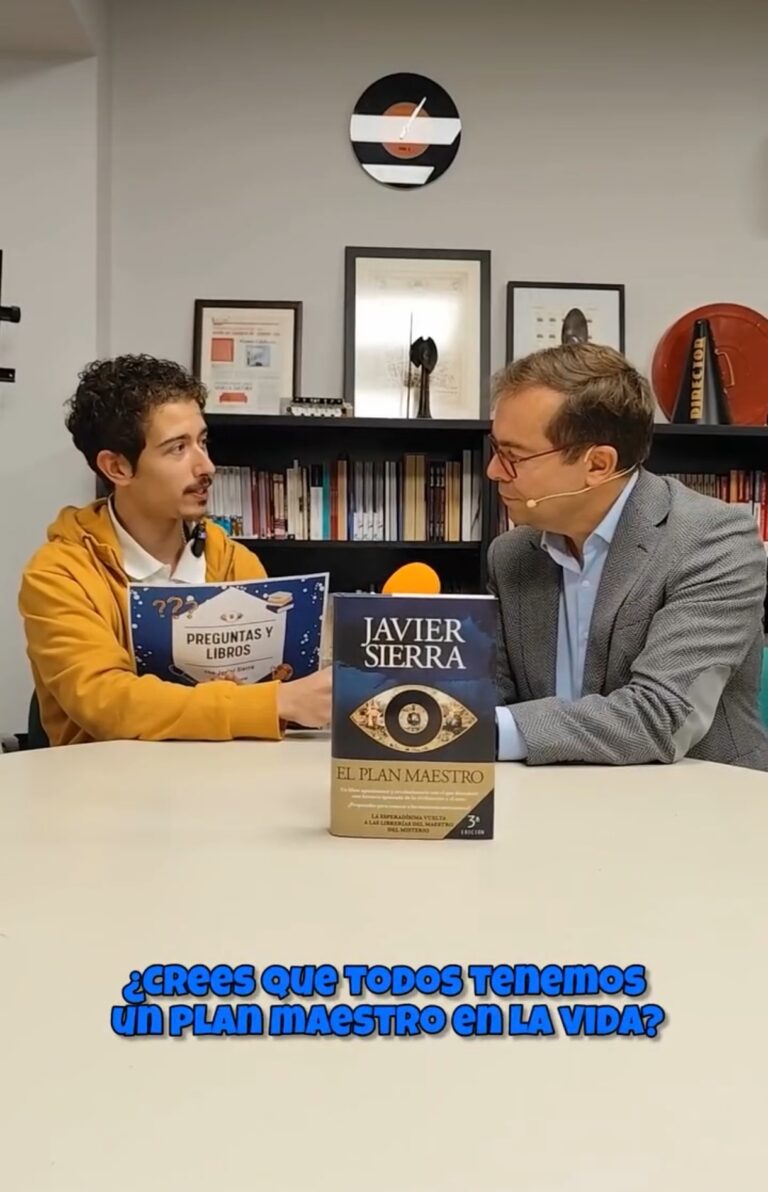 Lee más sobre el artículo Preguntas y libros -Javier Sierra